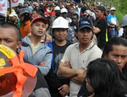 Jokowi est exhorté à respecter les recommandations de la Komnas HAM concernant 8 300 travailleurs de PT Freeport