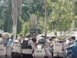 4 manifestants protestant contre l’expansion de la Papouasie ont été battus par la police