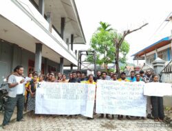 Les étudiants de Tambrauw rejettent les activités minières illégales dans le district de Kwor