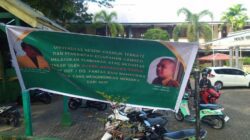 Des bannières et des affiches intimidant les étudiants papous ont été placées sur plusieurs campus à Ternate