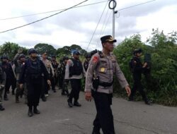 Les TNI et la Polri mènent des patrouilles conjointes après l’émeute à Dogiyai