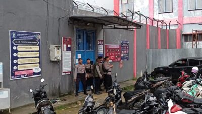 Le chef du LP de Sorong déclare que 53 prisonniers se sont échappés après un service religieux